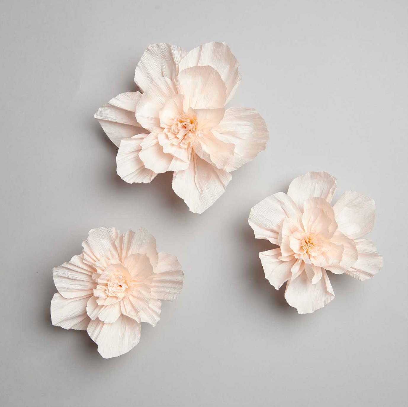 crepe papieren bloemen bloesem zacht perzik feest deco decoratie kinderkamer