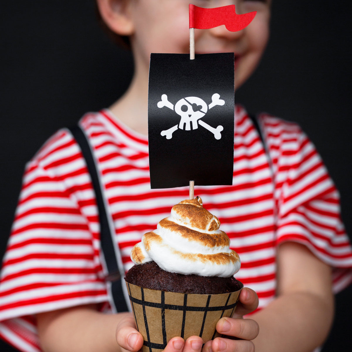 cupcake kit pirate party piraat piraten vlag doodshoofd