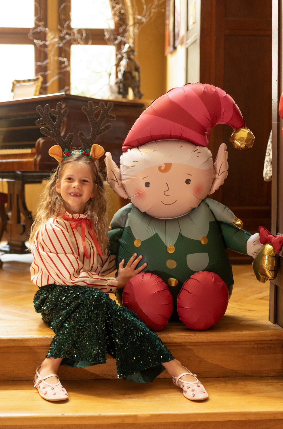 elfje kerstelfje ballon folieballon feest deco decoratie kerst kerstmis