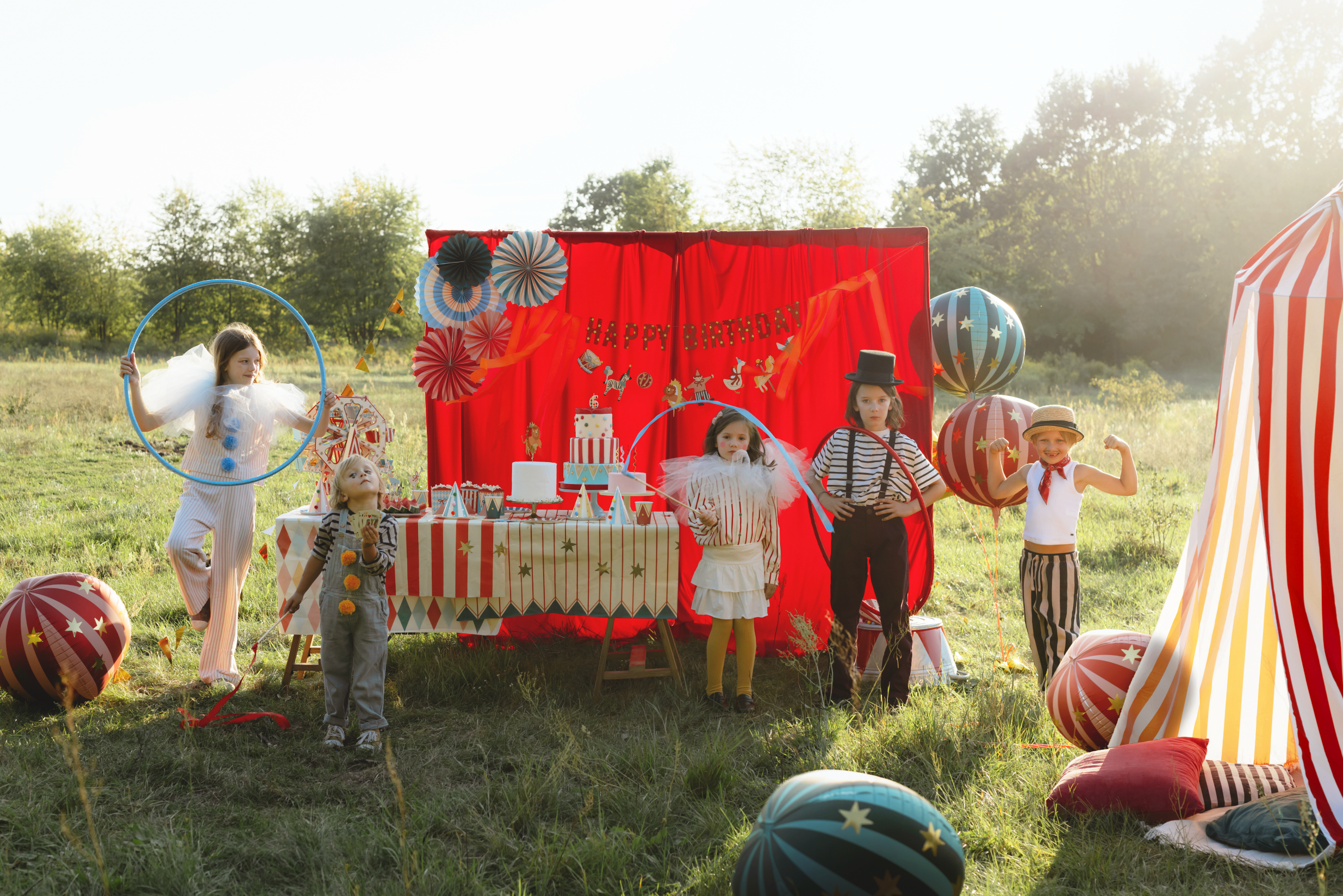 folieballon groen bal sterren feest deco decoratie circus feest magie verjaardag thema