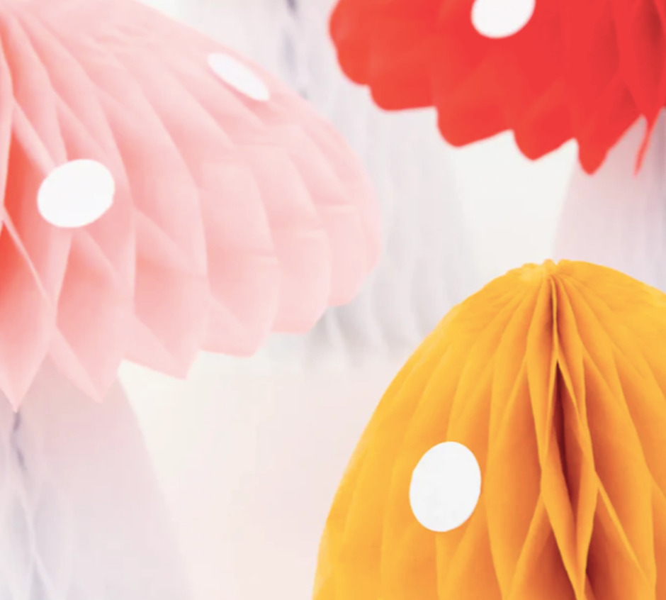 Paddenstoelen honeycomb feest decoratie herfst bos elfjes verjaardag