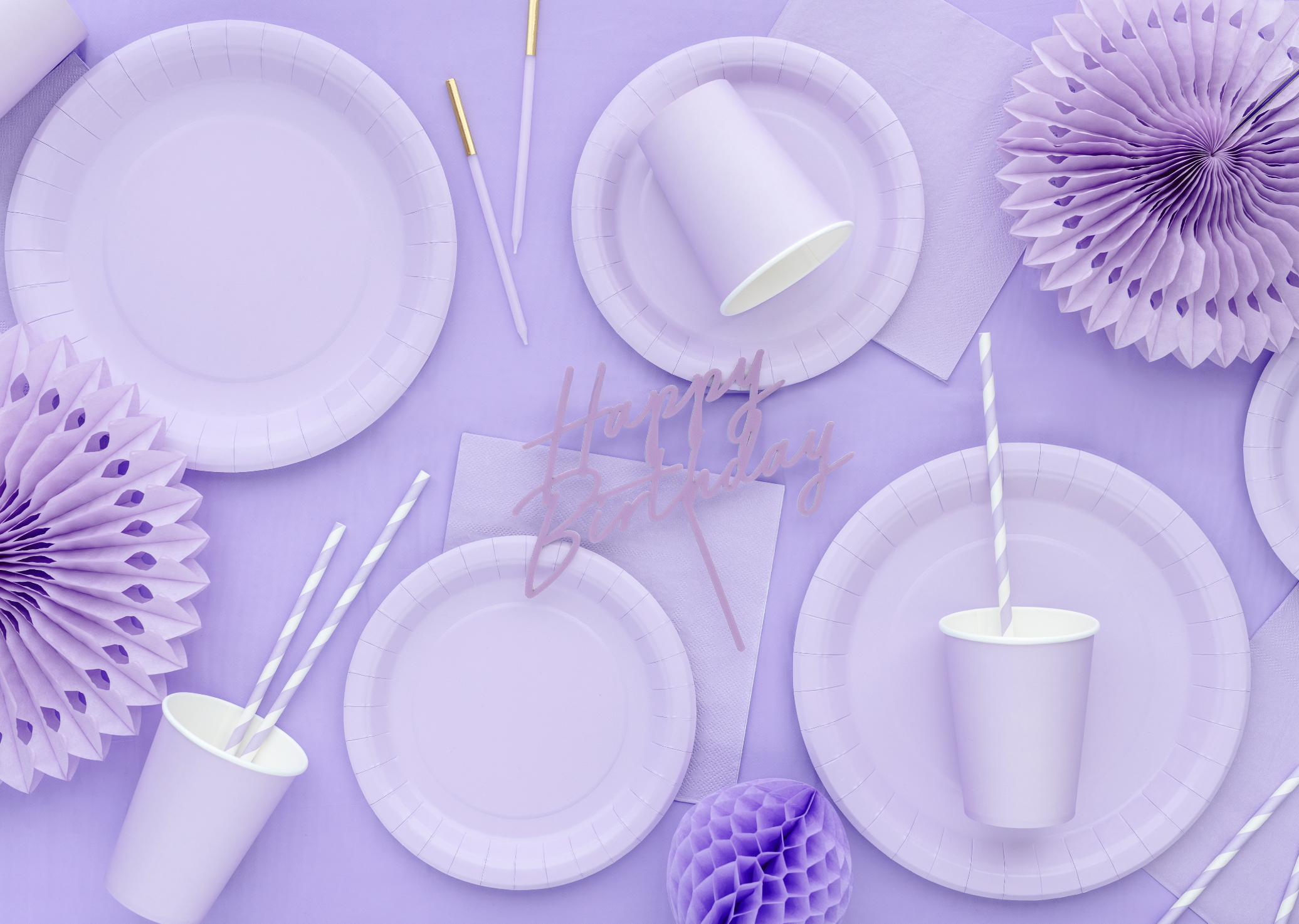 pastel paarse borden feest verjaardag deco decoratie