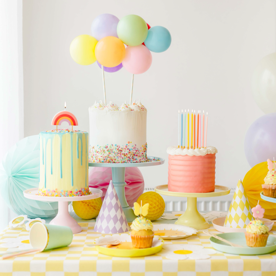 regenboog kaars taart feest deco decoratie kleur pastel verjaardag