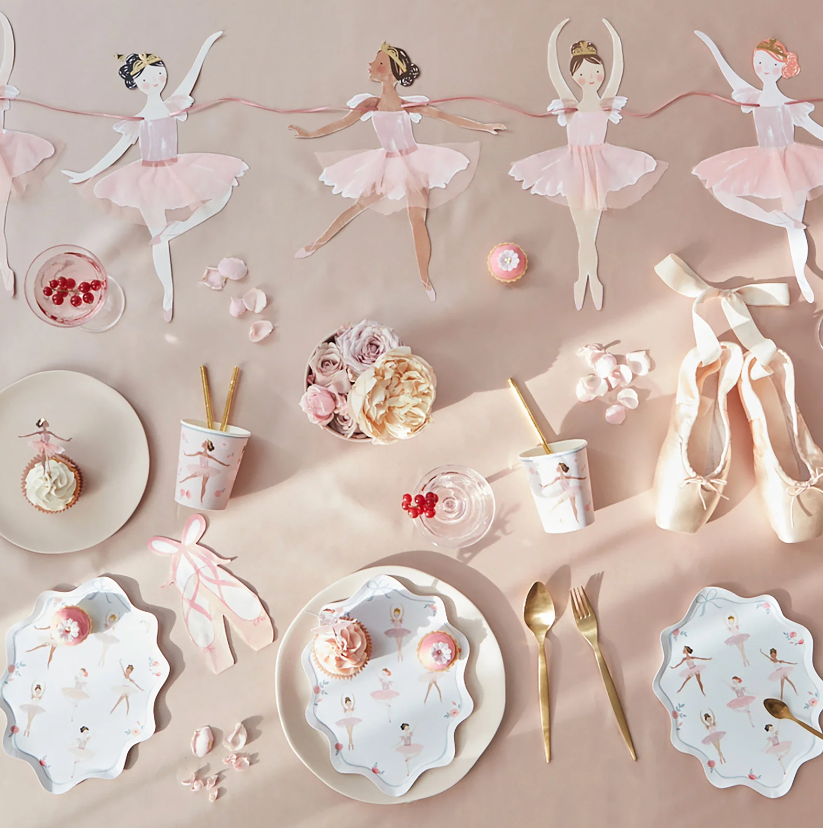 servetten ballerina schoenen slippers dansschoenen dansen verjaardag feest deco decoratie