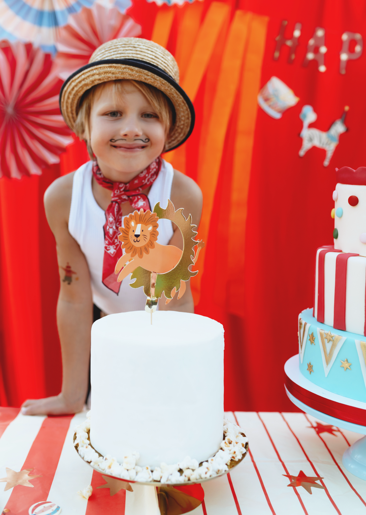 taarttopper leeuw circus feest deco decoratie taart