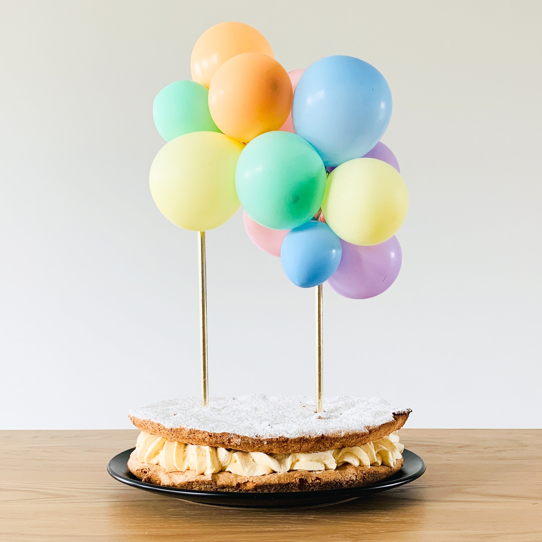 Taart topper mini ballonslinger 'Pastel'