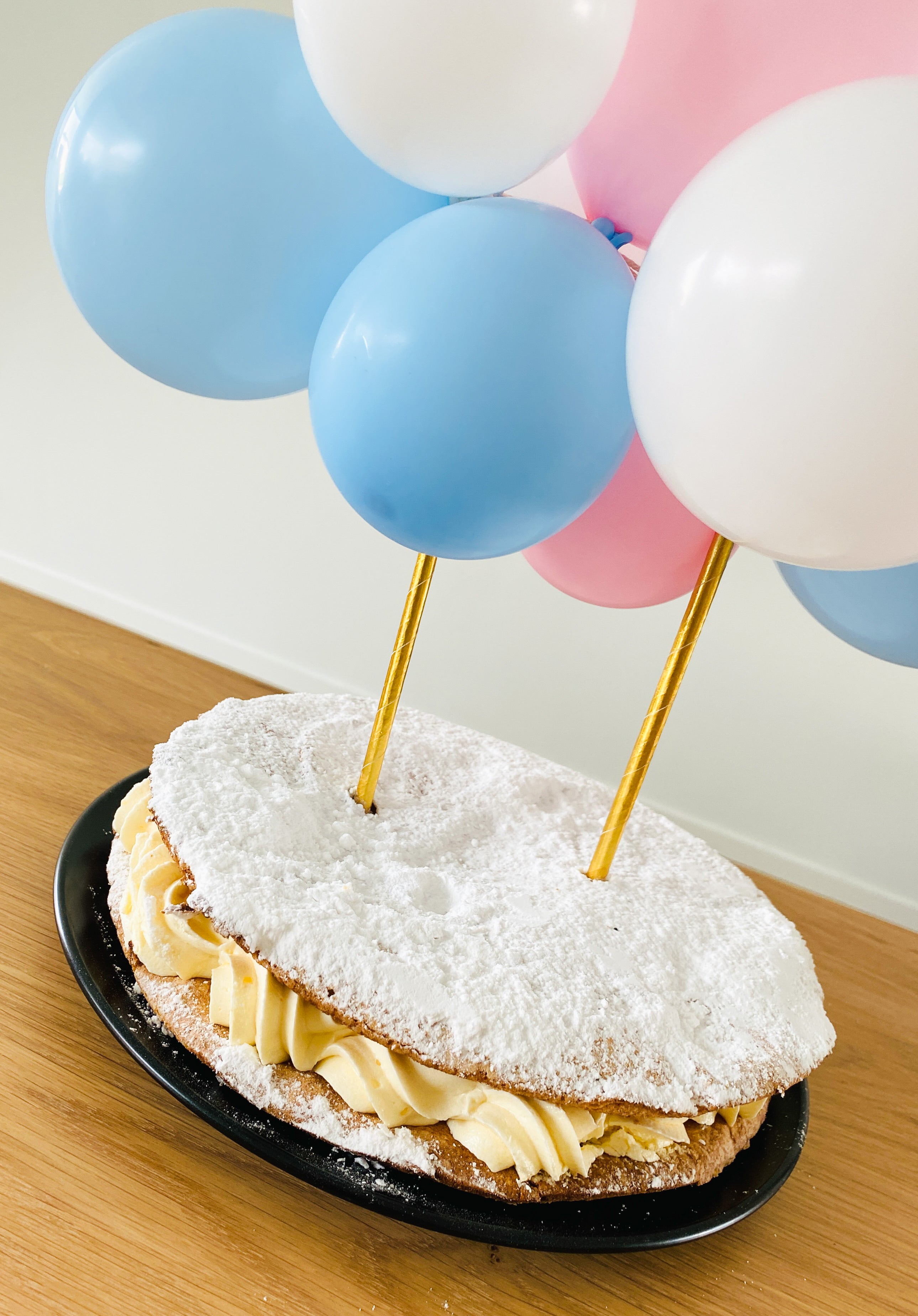 Taart topper mini ballonslinger 'Cloud 9'