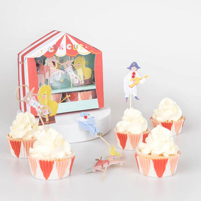 circus cupcake kit bakken taart verjaardag feest deco decoratie dieren acrobaten meri meri