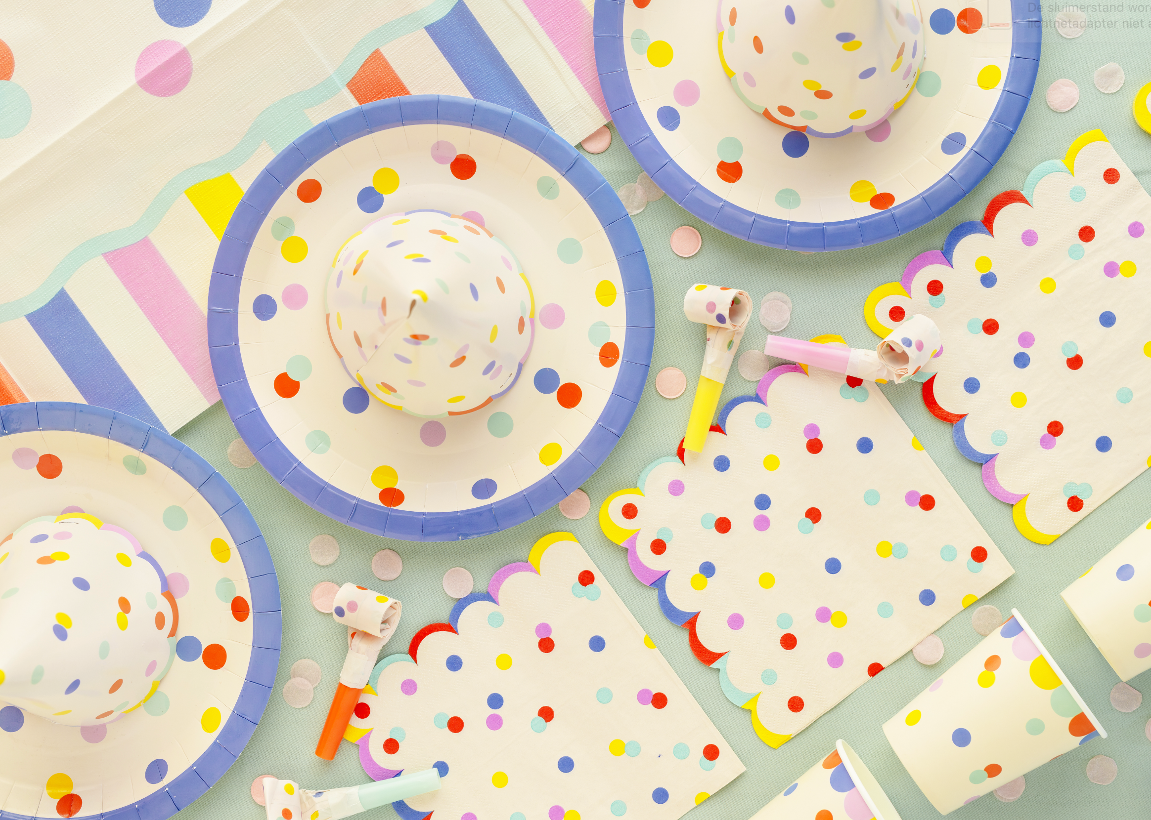 servetten kleurrijk confetti feest deco decoratie verjaardag tafeldeco 2