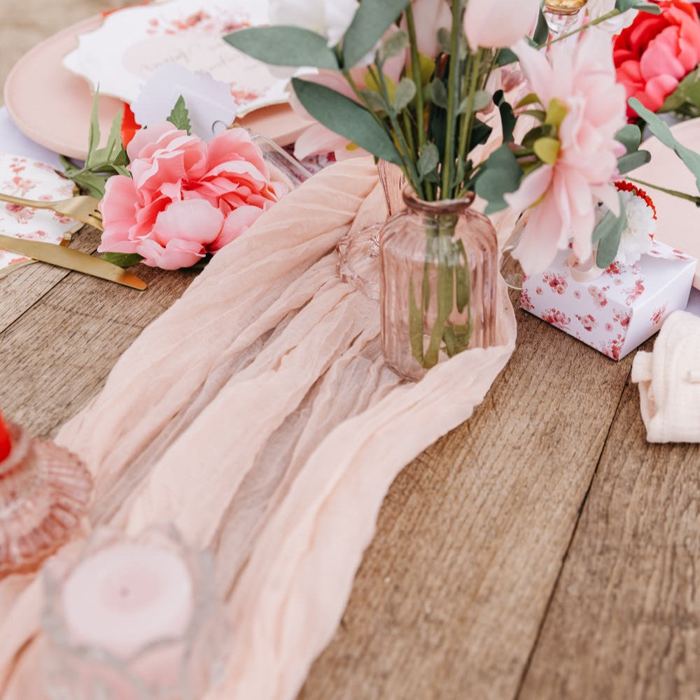 Tafelloper Cheesecloth Zacht Warm Roze (3m x 90cm)