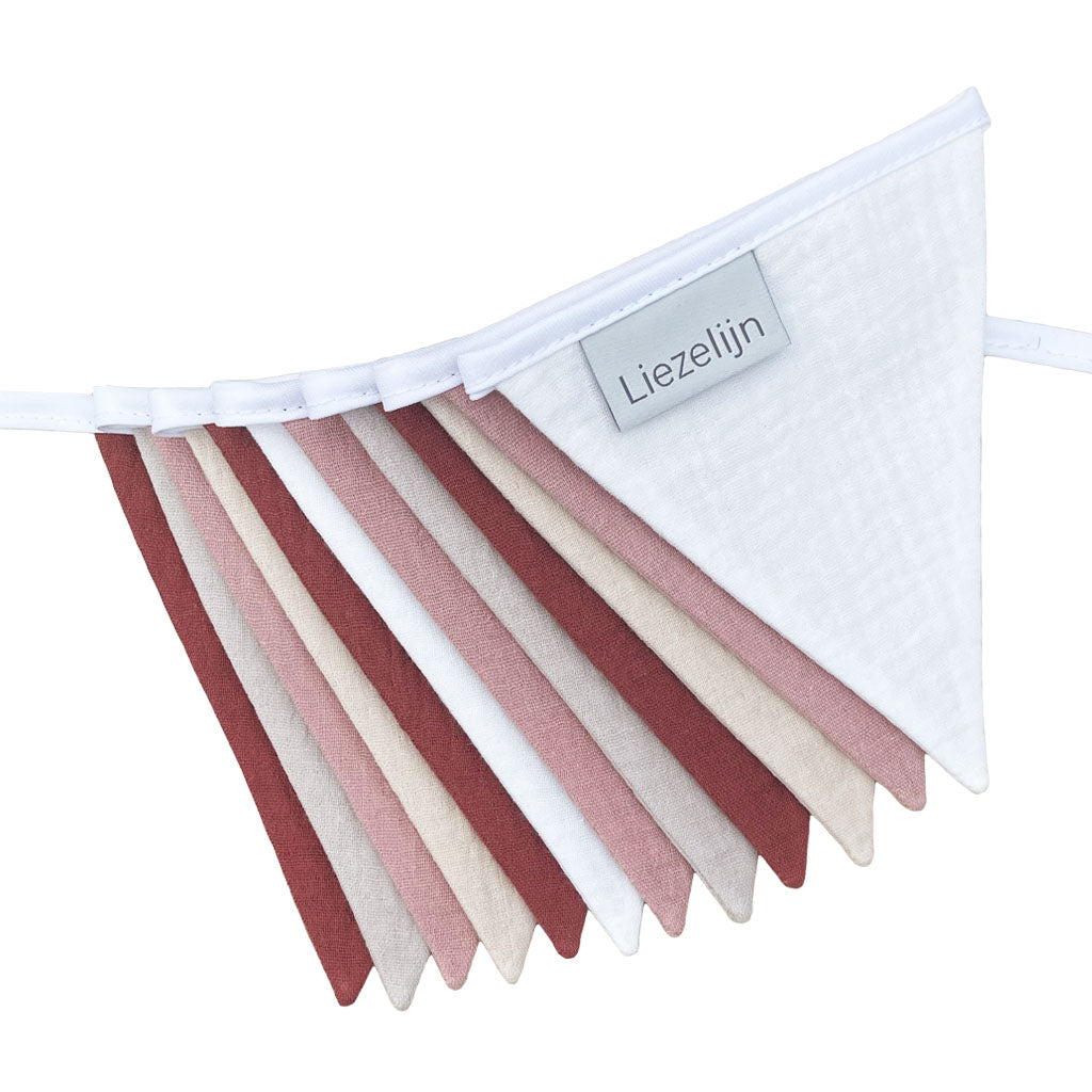 Vlaggenlijn stof roze oud roze warm roze liezelijn slinger vlagjes duurzaam wasbaar feest decoratie verjaardag kinderkamer