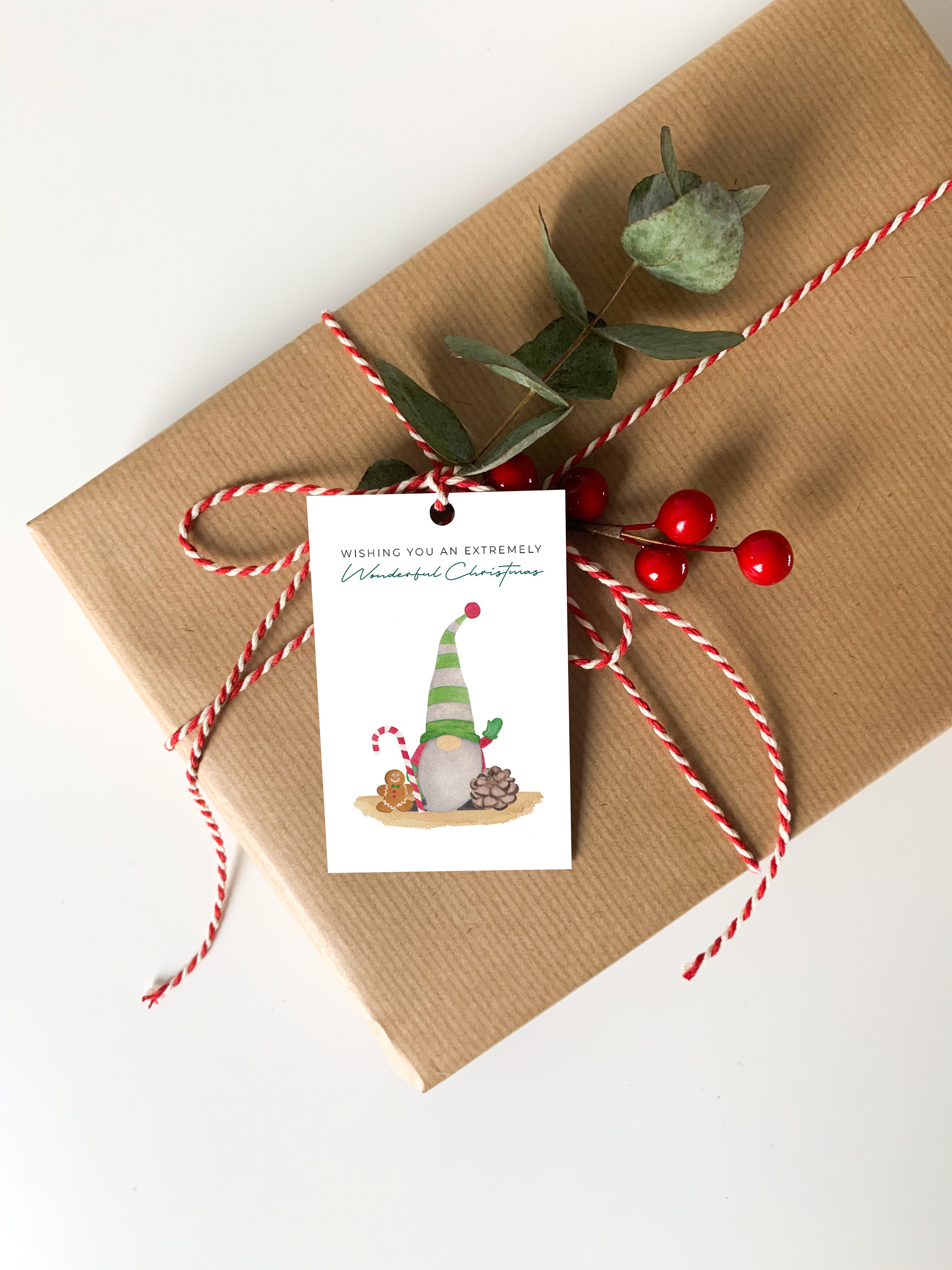 Gifttags en stickers set 'Santa's Little Helpers'