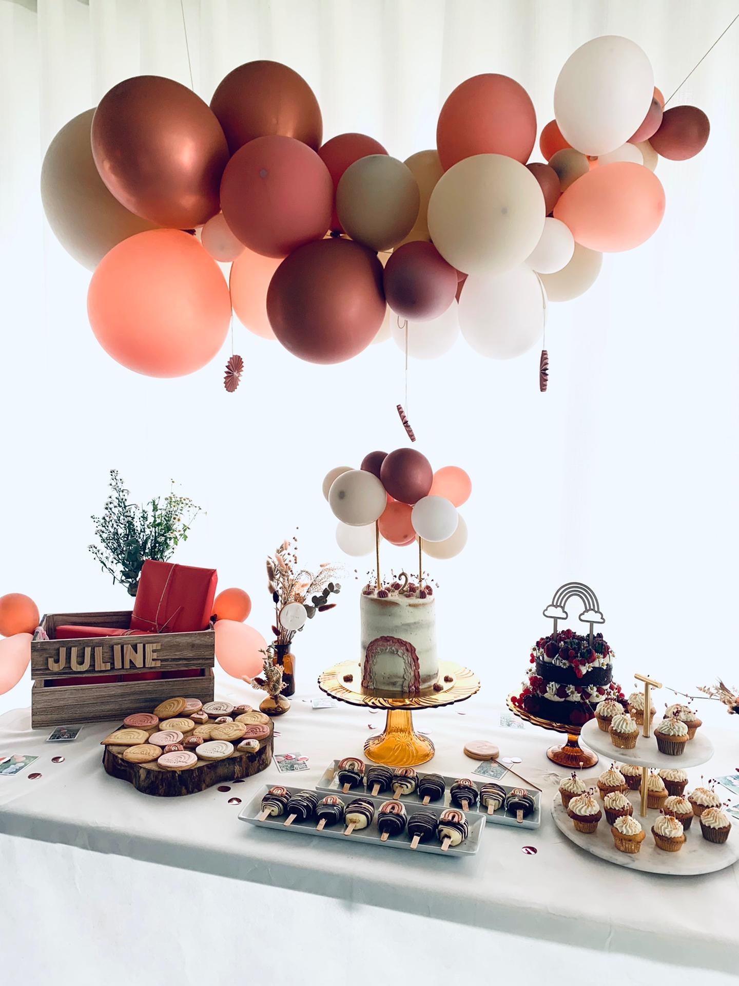 Taart topper mini ballonslinger 'Soft Rosewood'